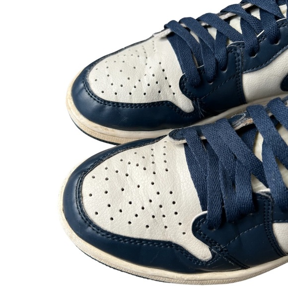 Nike Air Jordan 1 Retro High OG “UNC” Size 8 - Picture 7 of 15